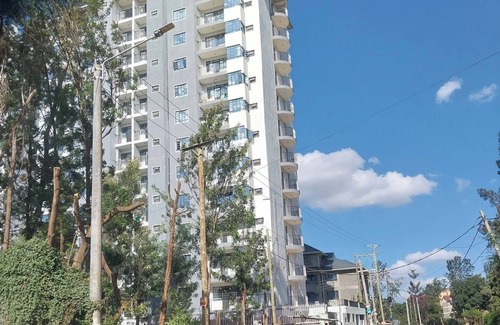 Nairobi Apartamento | Stunning 1-bed Apartment in Thome Nairobi Kenya