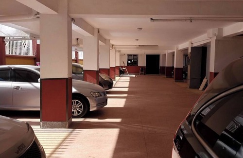 Nairobi Apartamento | Stunning 1-bed Apartment in Thome Nairobi Kenya