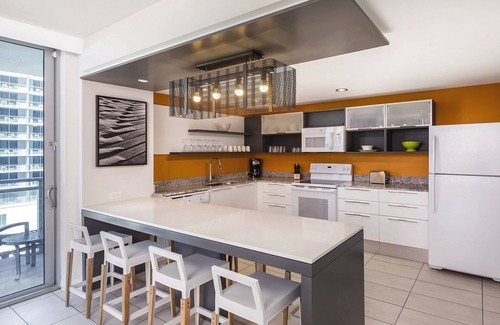 Clearwater Beach Complejo | Stunning 1 Bedroom Deluxe VIP at Wyndham Clearwater Beach 02/15/21-02/22/21