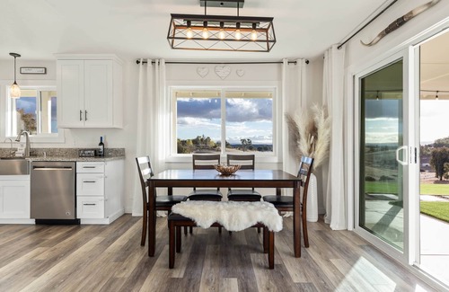 San Miguel Otro | Stunning 10 Acre Estate in Paso Robles w/360 Views