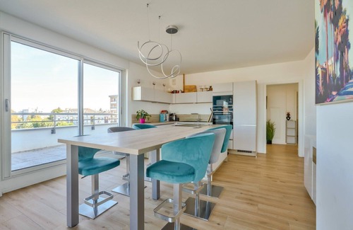 Poteries Apartamento | Stunning 1BR Flat with Terrace and private parking
