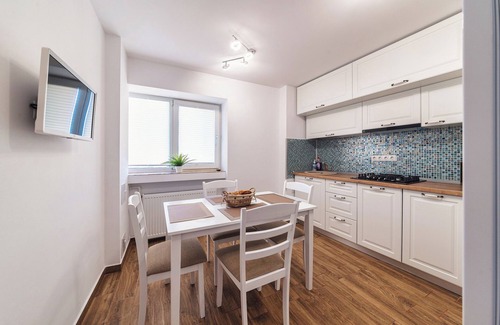Bucharest City-Centre Apartamento | Stunning 2-Bed/2 Bath Apartment in Bucuresti