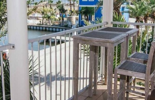 Grand Isle Condominio | Stunning 2 bed 2 bath condo with wrap around balcony overlooking the marina.
