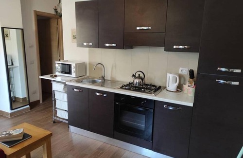 Villa Latina Apartamento | Stunning 2 Bed New Apartment, Outside Terrace, Free Parking, Sleeps 4