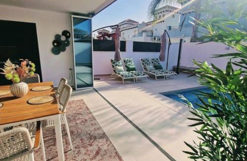 Torre-Pacheco Villa | Stunning 2 bed Villa with Private Salt water Pool