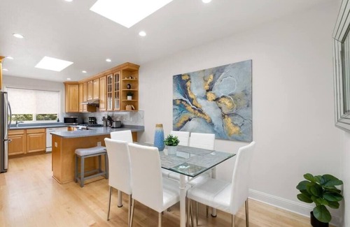 Daly City Casa | Stunning 2 Bedroom 1 Bath Home near BART