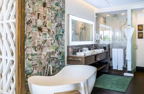 Chunhuhub Complejo | Stunning 2 bedroom 2 bath apartment in Cancun.