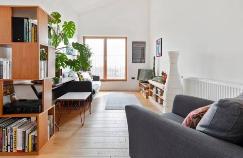 Shacklewell Apartamento | Stunning 2Bed Apt w/Juliette Balcony in Dalston