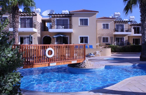 Universal Apartamento | Impresionante 2 dormitorios planta baja apartamento en Paphos