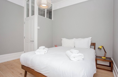 Hackney Downs Apartamento | Stunning 2-Bedroom Home With Outdoor Patio