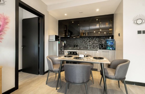 Westlands Apartamento | Stunning 2 Bedroomed Cozy Nook In Westlands