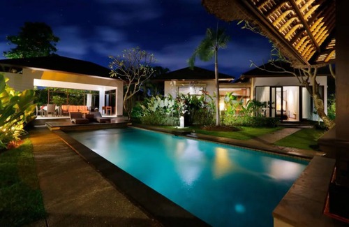 Mumbul Villa | Impresionante villa de 2 dormitorios con impresionantes vistas en Nusa Dua
