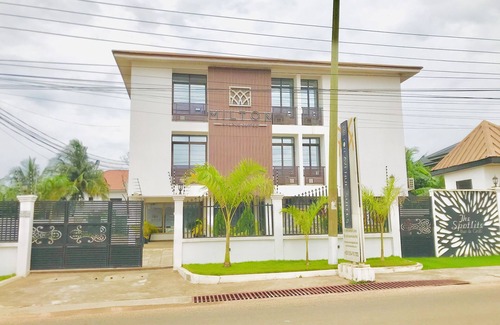 Teshie Apartamento | Stunning 2 bedrooms w/free breakfast & Wi-Fi for holiday, family & business trip
