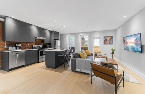 Downtown Montreal Condominio | Stunning 2 beds, AAA location, rooftop terrace