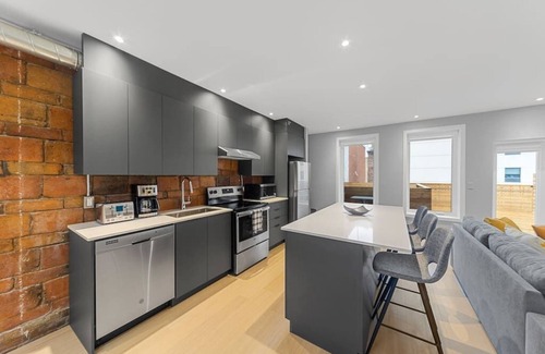 Downtown Montreal Condominio | Stunning 2 beds, AAA location, rooftop terrace