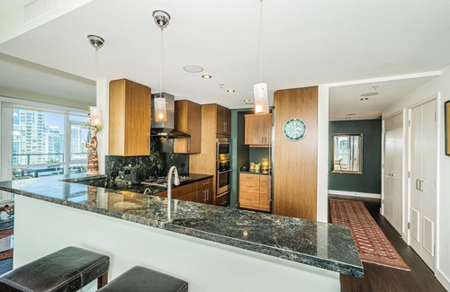 Imperial Beach Condominio | Stunning 2BR 2BA Condo at The Legend
