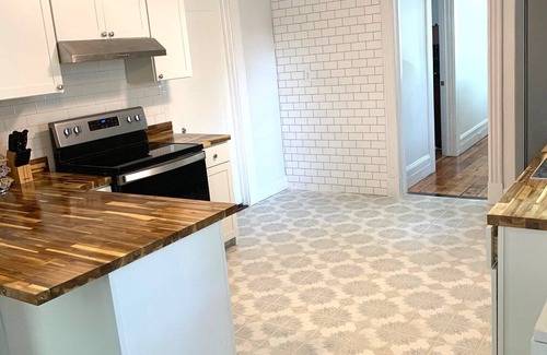 Beacon Apartamento | Stunning 2BR Apartment in the Heart of a Lively Art Scene