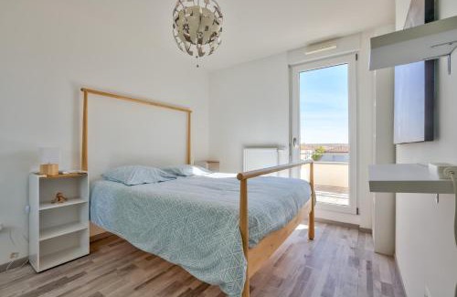 Poteries Apartamento | Stunning 2BR Flat with Terrace and private parking