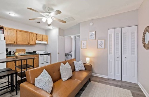 Bella Vista Apartamento | Stunning 2BR in City Center