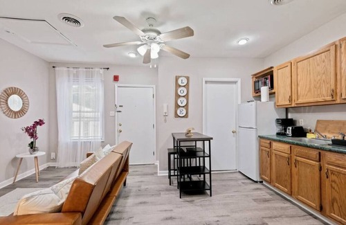 Bella Vista Apartamento | Stunning 2BR in City Center