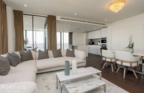 Vauxhall Apartamento | Stunning 3-bed apartment located in Damac Tower, designed by Versace Home