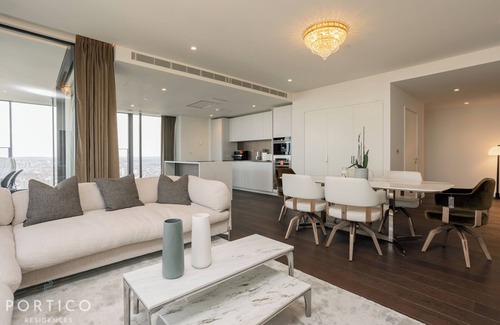Vauxhall Apartamento | Stunning 3-bed apartment located in Damac Tower, designed by Versace Home