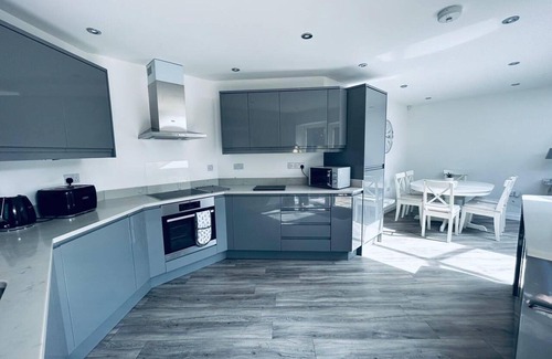 Team Valley Cabaña | Stunning 3-bed Cottage, 15mins From Newcastle