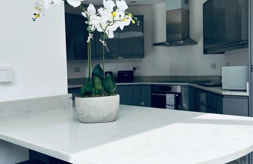 Team Valley Cabaña | Stunning 3-bed Cottage, 15mins From Newcastle