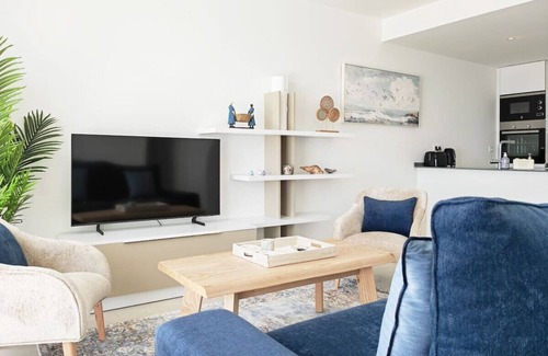 Alcorrin Apartamento | Stunning 3 Bed Penthouse - Sea Views
