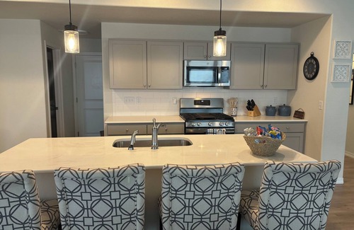 Southeast Colorado Springs Casa | Stunning 3-bedroom house in terrific Colorado Springsneighborhood.