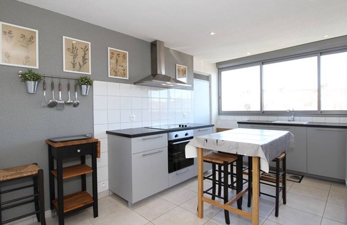 Balaruc-les-Bains Apartamento | Apartamento T3 con Garaje Privado, WiFi y Equipamientos Modernos, Balaruc-les-Bains