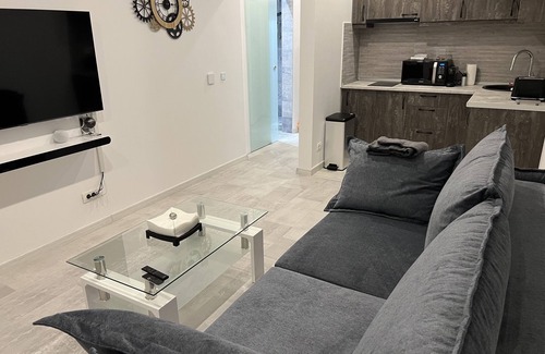 Militari Apartamento | Stunning 3-Room Penthouse W10+W11