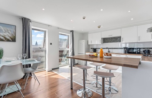 Nottingham City Centre Apartamento | Stunning 3BR City View Apt W/Parking+WiFi