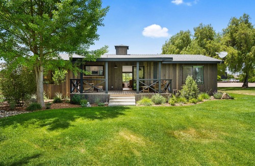 Santa Ynez Cabaña | Stunning 3BR Cottage on a 25 acre Farm