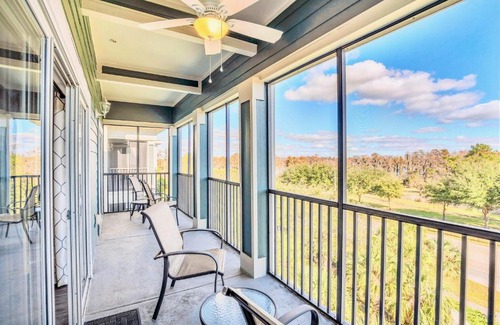 West Kissimmee Casa | Stunning 3BR Near Disney - with Pool & Hot Tub