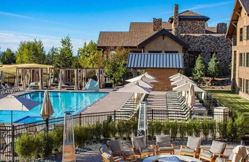 Pronghorn Casa | Stunning 4 bdrm Pronghorn Resort Juniper Preserve