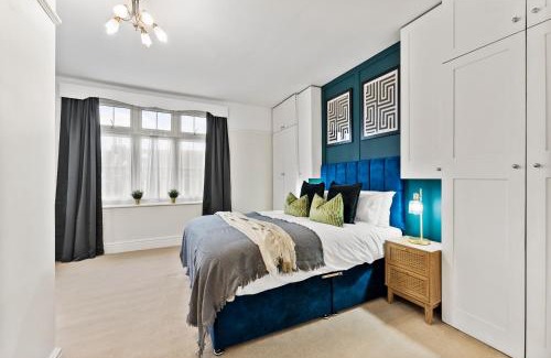 Horfield Casa | Stunning 4-bed - Garden - Sleeps 14