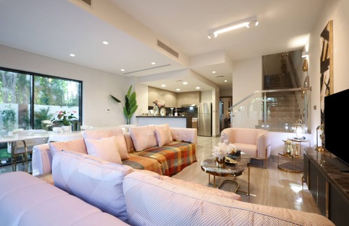 Dubai Villa | Damac Silver Springs M413B