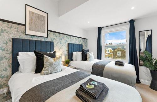 East Putney Apartamento | Stunning 4 Bedroom Abode in Zone 1 - Balcony - Sleeps 9