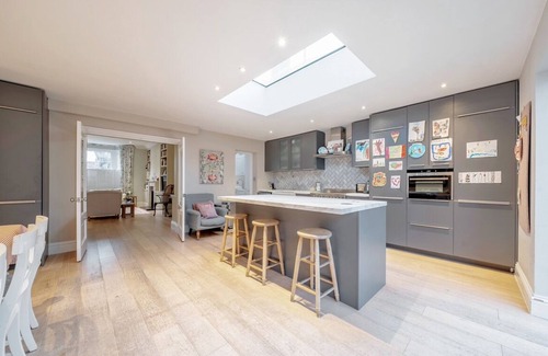 St. Mary's Park Casa | Stunning 4 bedroom family home in Battersea