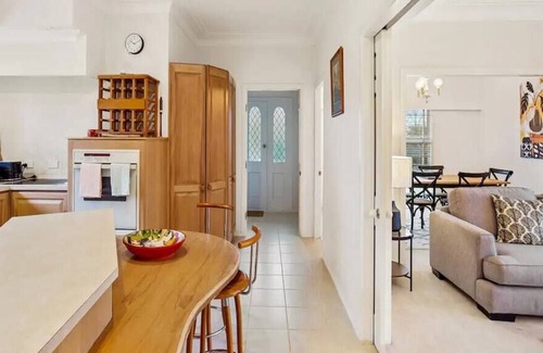 Karaka Casa | Stunning 4 Bedroom Home in Tranquil Rural Karaka