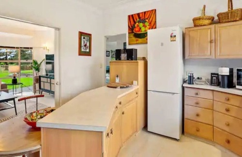 Karaka Casa | Stunning 4 Bedroom Home in Tranquil Rural Karaka