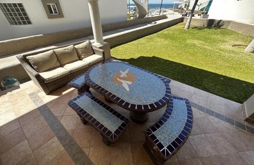 Sandy Beach Villa | Stunning 4 Bedroom Beach Villa on Sandy Beach at Las Palmas Beachfront Resort V9 villa