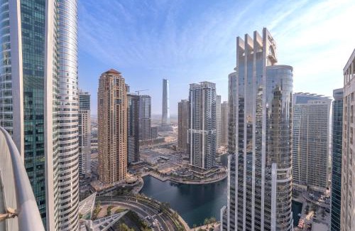 Jumeirah Lake Towers Casa | Stunning 4 BHK Apartment with Skyline Views