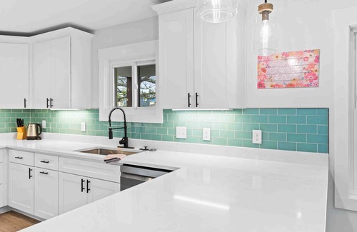 Ocean Isle Beach Cabaña | Stunning 4BR House with Hot Tub & Putting Green - the Ultimate Coastal Retreat