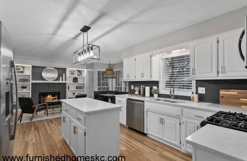 Country Ridge Casa | Stunning 4BRHome*Spacious!Mins to Downtown