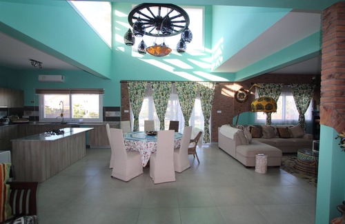 Tatlisu Villa | Impresionante villa de 5 dormitorios en Tatlisu.