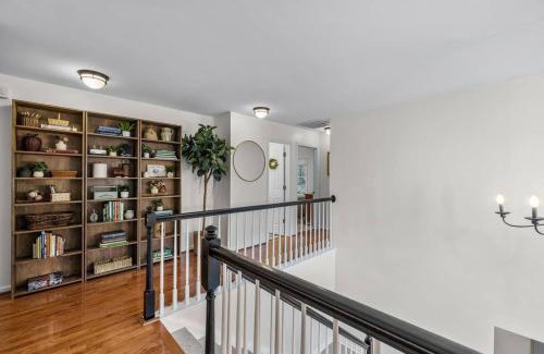 Durham Casa | Stunning 5 bedroom/3 bath home in Hope Valley Farm