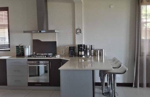 Pointe aux Biches Villa | Stunning 5-Star Beachfront Villa | Direct Pool & Beach Access | Daily Service