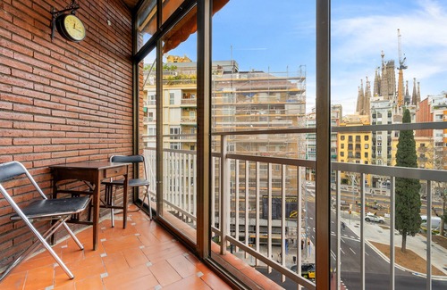 el Fort Pienc Apartamento | Impresionante apartamento de 4 dormitorios con vistas a la Sagrada Familia y terraza - Ideal para gr
